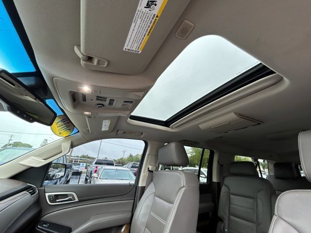 Used 2019 GMC Yukon XL Denali w/ Denali Ultimate Package AWD/4WD image 43