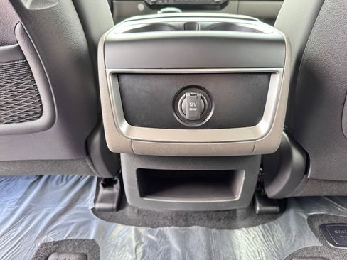 New 2026 Kia Carnival image 28