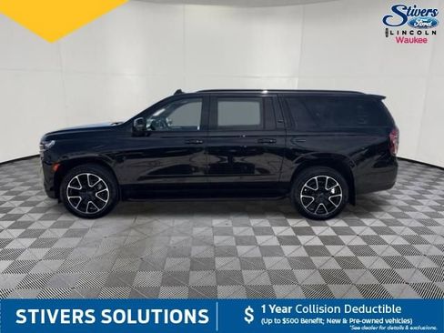 Used 2023 Chevrolet Suburban RST w/ Sport Performance Package image 10