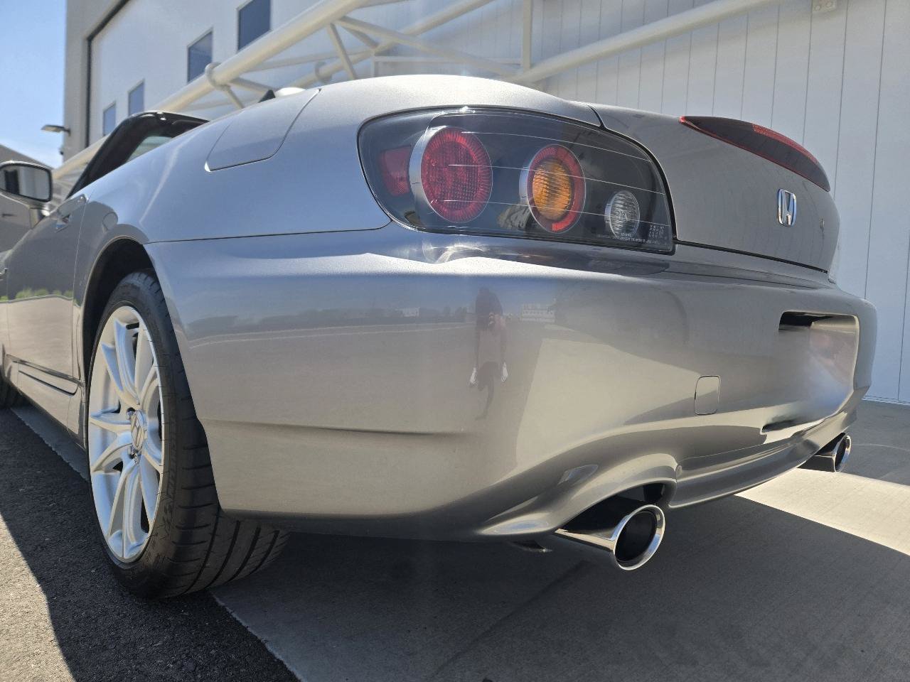 Used 2004 Honda S2000 image 24