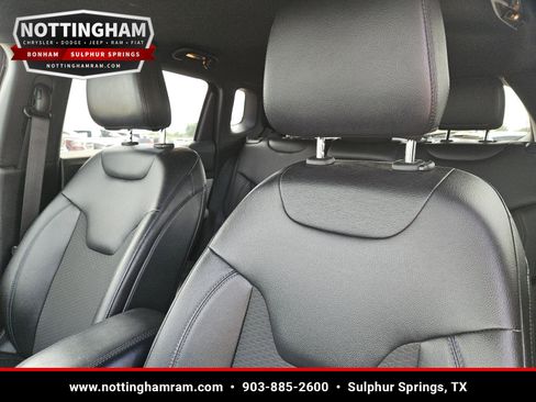 Used 2024 Jeep Compass Latitude AWD/4WD image 24