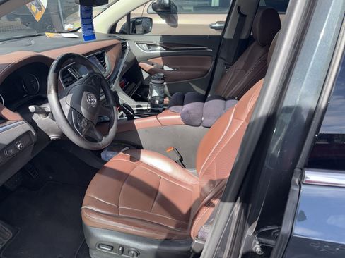 Used 2018 Buick Enclave Avenir w/ Avenir Technology Package image 3