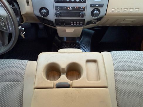 Used 2011 Ford F250 XLT w/ XLT Premium Pkg AWD/4WD image 23