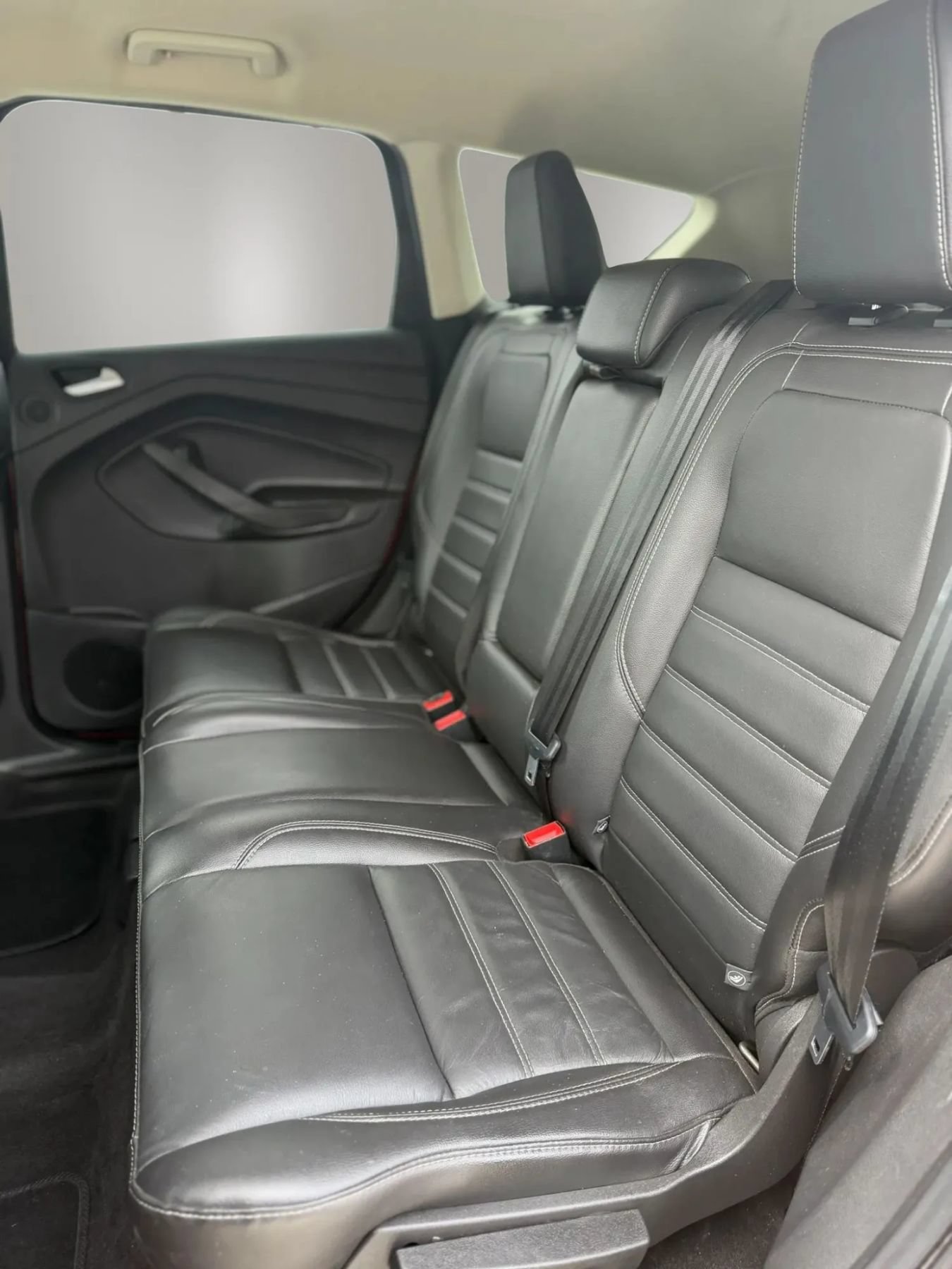 Used 2018 Ford Escape Titanium AWD/4WD image 18
