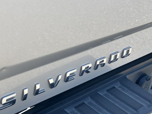 Used 2017 Chevrolet Silverado 1500 LT w/ All Star Edition RWD image 11