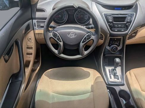 Used 2013 Hyundai Elantra GLS w/ Preferred Pkg FWD image 14
