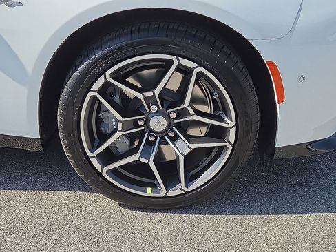New 2026 Dodge Charger R/T AWD/4WD image 7