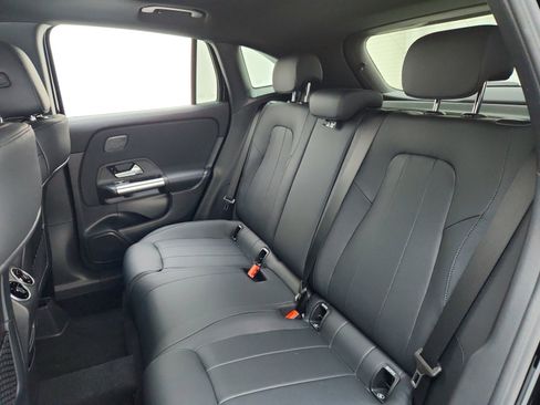New 2026 Mercedes-Benz GLA 250 image 18