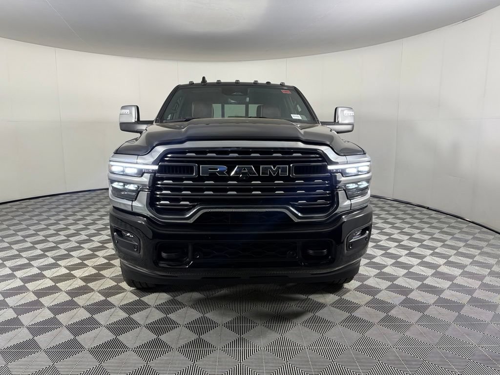 Certified 2026 RAM 3500 Limited AWD/4WD image 4