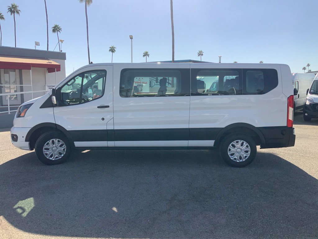 Used 2024 Ford Transit 350 XLT RWD image 4