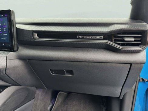 Used 2025 Ford Mustang GT RWD image 47