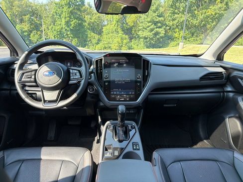 Used 2024 Subaru Crosstrek 2.5i Limited w/ Crosstrek Mirror Package AWD/4WD image 11