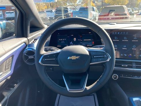 New 2026 Chevrolet Equinox EV LT w/ Convenience Package II AWD/4WD image 6