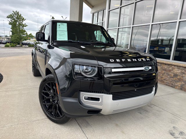 Used 2023 Land Rover Defender 130 SE AWD/4WD image 1