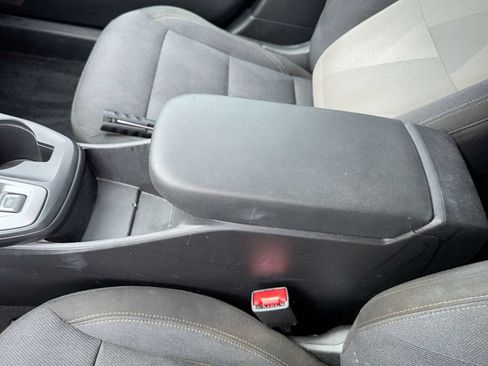 Used 2025 Chevrolet Trax LS w/ LS Convenience Package FWD image 24