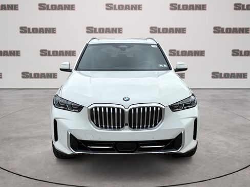 New 2026 BMW X5 xDrive40i w/ Premium Package AWD/4WD image 8