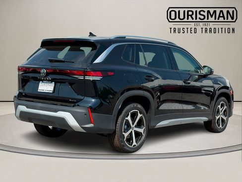 New 2026 Volkswagen Tiguan SE AWD/4WD image 3