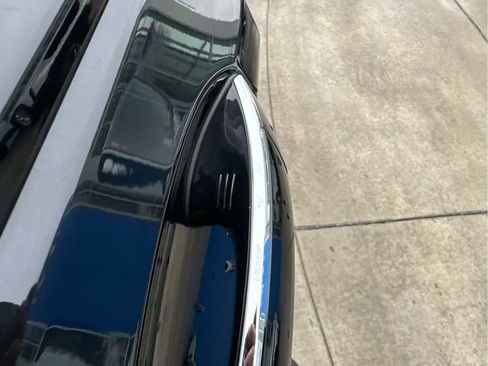 Used 2022 BMW 750i xDrive image 18