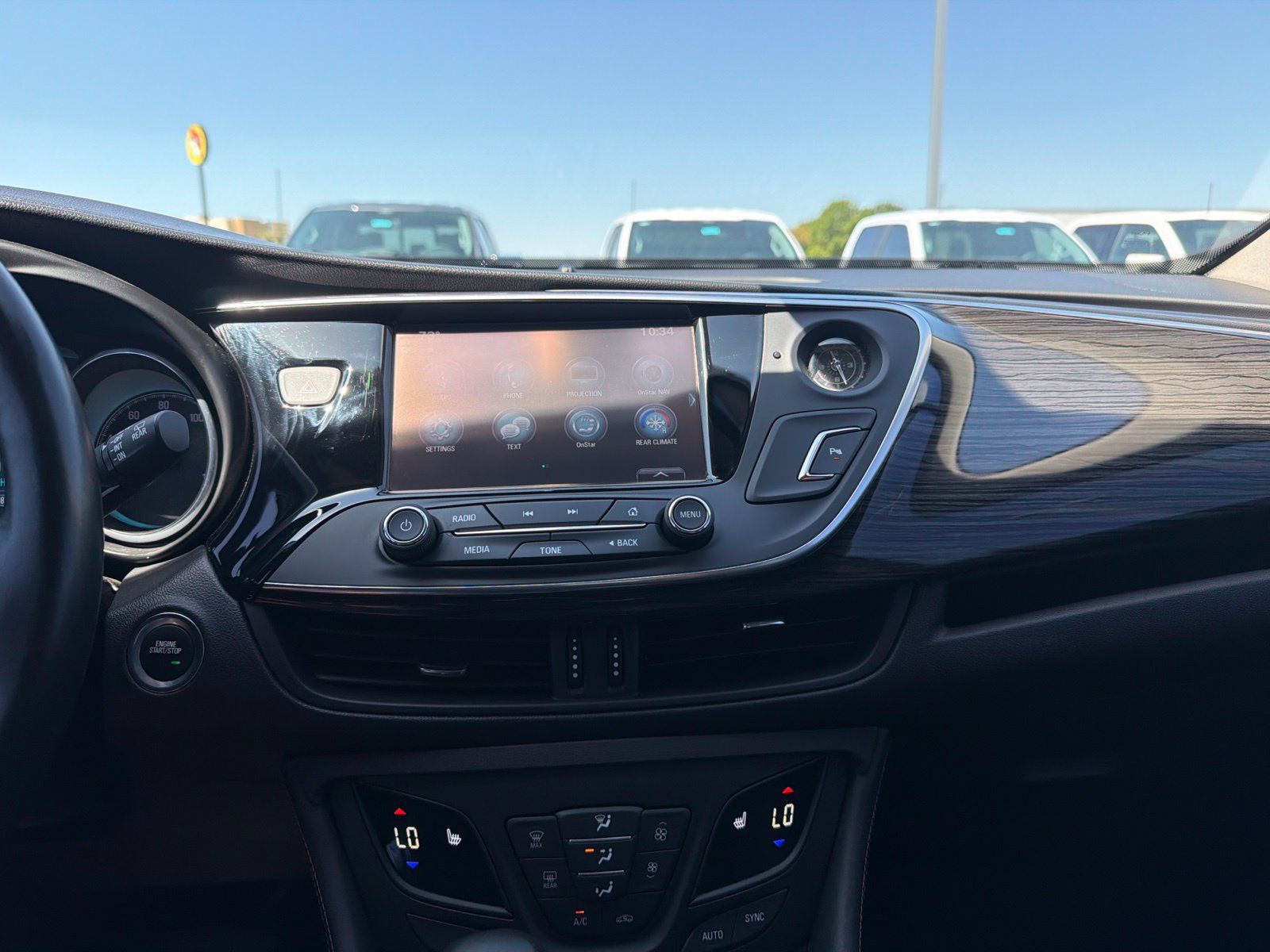Used 2017 Buick Envision Essence FWD image 18