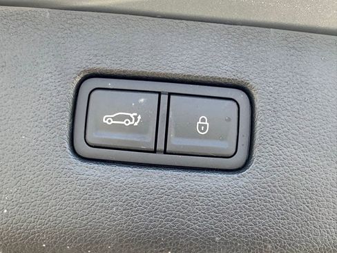 Used 2024 Genesis GV80 3.5T w/ Advanced Package image 29