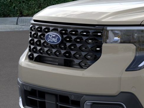 New 2025 Ford Maverick Lariat w/ 4K Tow Package image 18