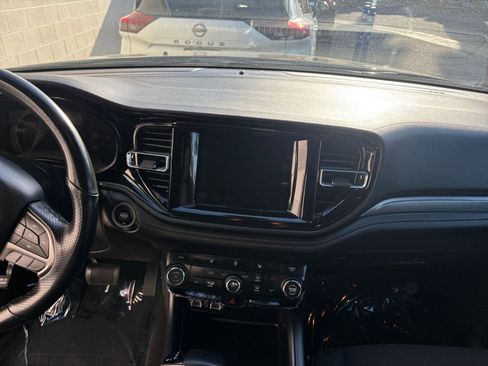 Used 2024 Dodge Durango SXT image 18