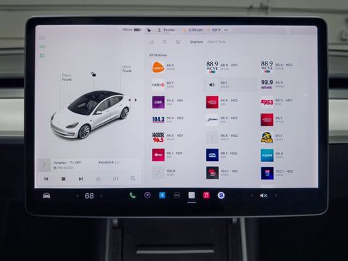 Used 2018 Tesla Model 3 Long Range AWD/4WD image 11