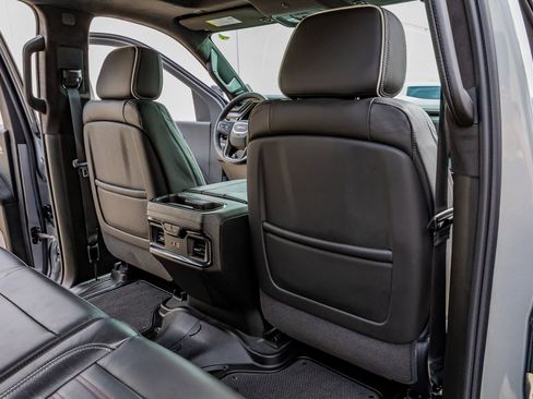 Used 2026 GMC Sierra 2500 AT4X image 32