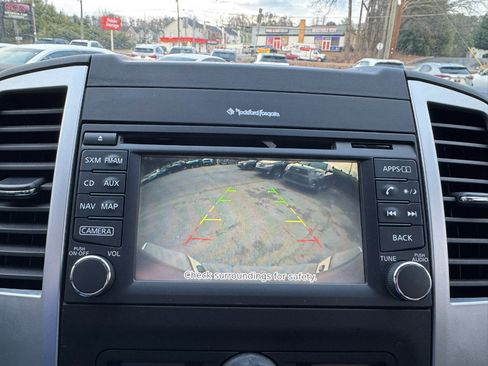 Used 2017 Nissan Frontier PRO-4X w/ Pro-4x Luxury Package image 18