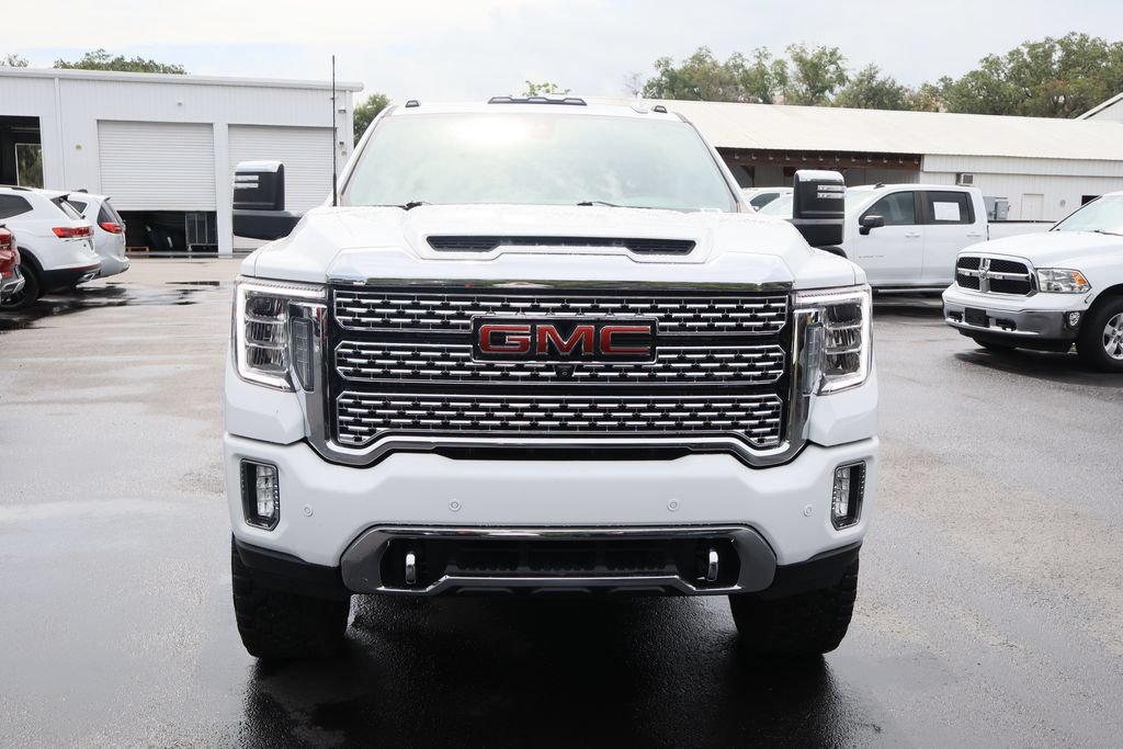 Used 2022 GMC Sierra 3500 Denali AWD/4WD image 4