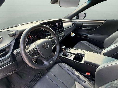 Used 2022 Lexus ES 350 F Sport w/ Accessory Package image 32