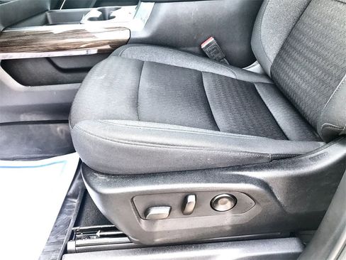 Used 2024 Chevrolet Silverado 2500 LT image 12