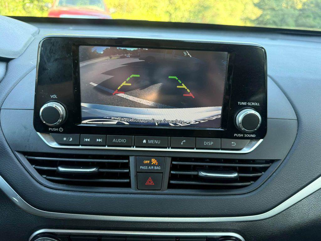 Used 2023 Nissan Altima 2.5 S FWD image 21