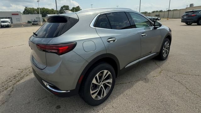 Used 2023 Buick Envision Essence AWD/4WD image 6