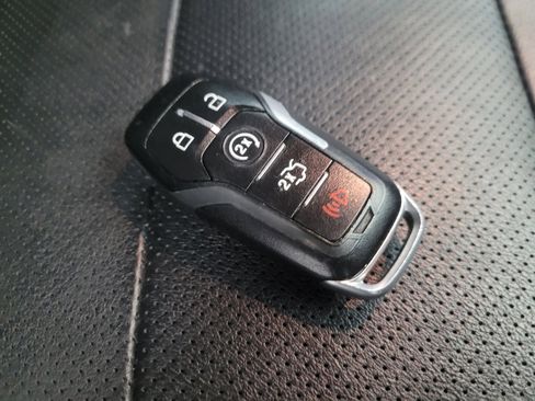 Used 2017 Ford Explorer Limited FWD image 32
