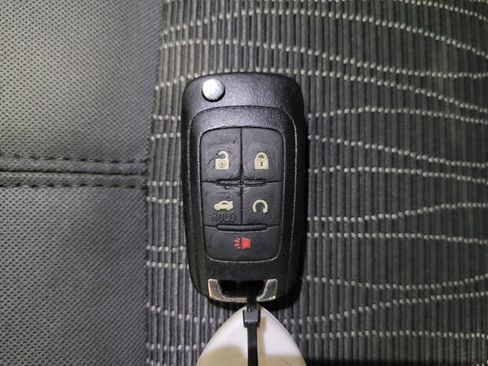 Used 2017 Chevrolet Impala LS image 32