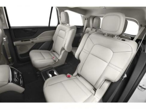 Certified 2024 Lincoln Aviator 2WD w/ Premium Package image 13