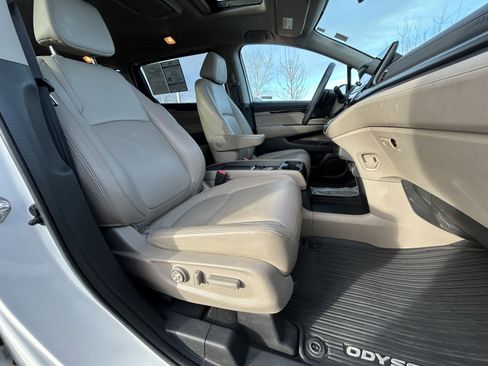 Used 2023 Honda Odyssey Touring image 20