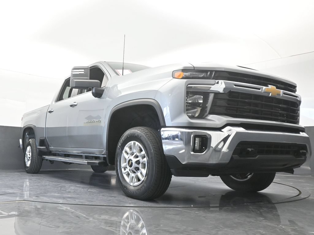 Used 2025 Chevrolet Silverado 2500 LT w/ Convenience Package AWD/4WD image 57