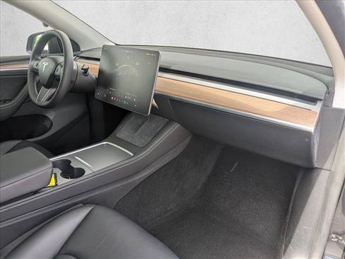 Used 2024 Tesla Model Y Performance AWD/4WD image 20