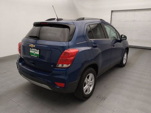Used 2020 Chevrolet Trax LT FWD image 9
