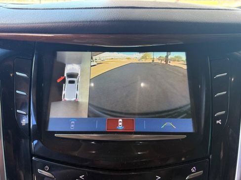 Used 2019 Cadillac Escalade ESV Luxury RWD image 23