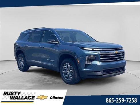 New 2026 Chevrolet Traverse LT FWD image 1