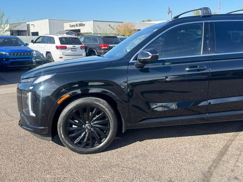 Used 2025 Hyundai Palisade Calligraphy image 10