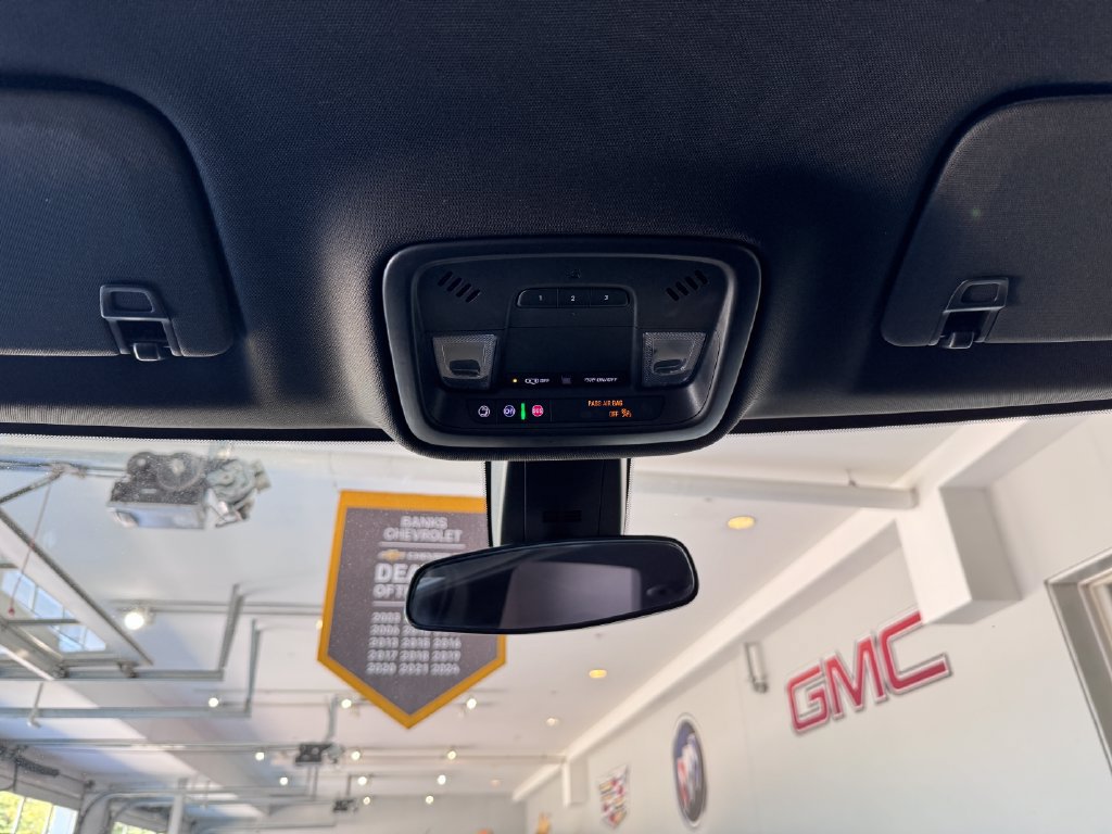 Certified 2023 Chevrolet Traverse LT AWD/4WD image 27
