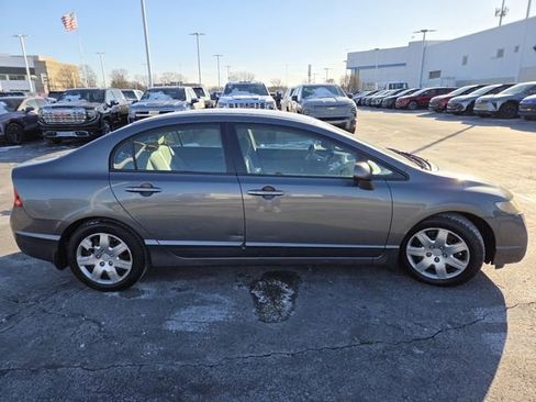 Used 2010 Honda Civic LX image 12
