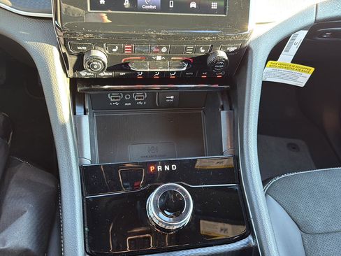 New 2025 Jeep Grand Cherokee Altitude image 23
