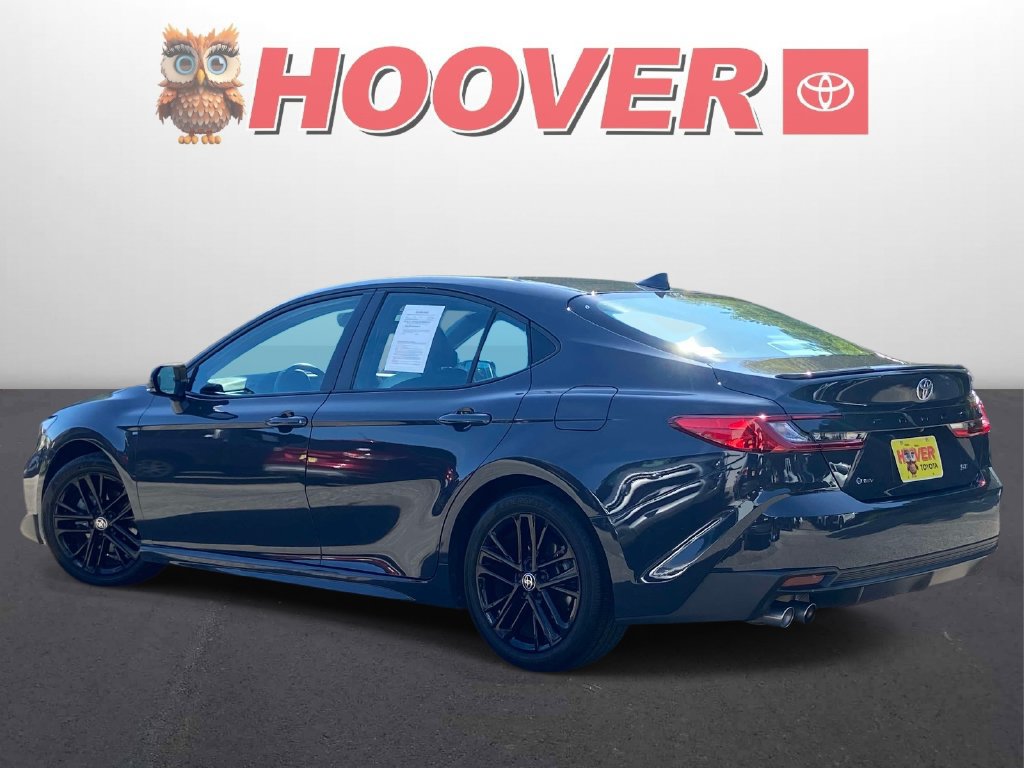 Used 2025 Toyota Camry SE w/ Convenience Package FWD image 8