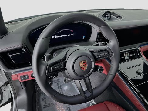 New 2026 Porsche Panamera 4 image 12