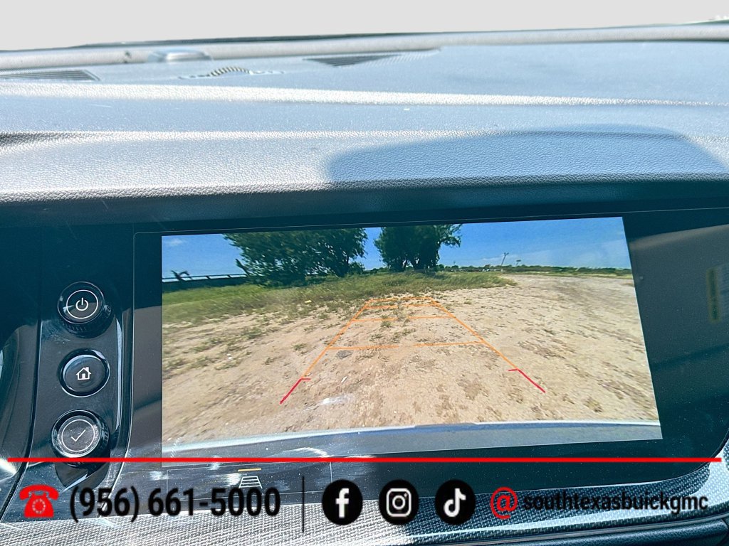 Used 2023 Buick Envision Essence w/ Sport Touring Package AWD/4WD image 17